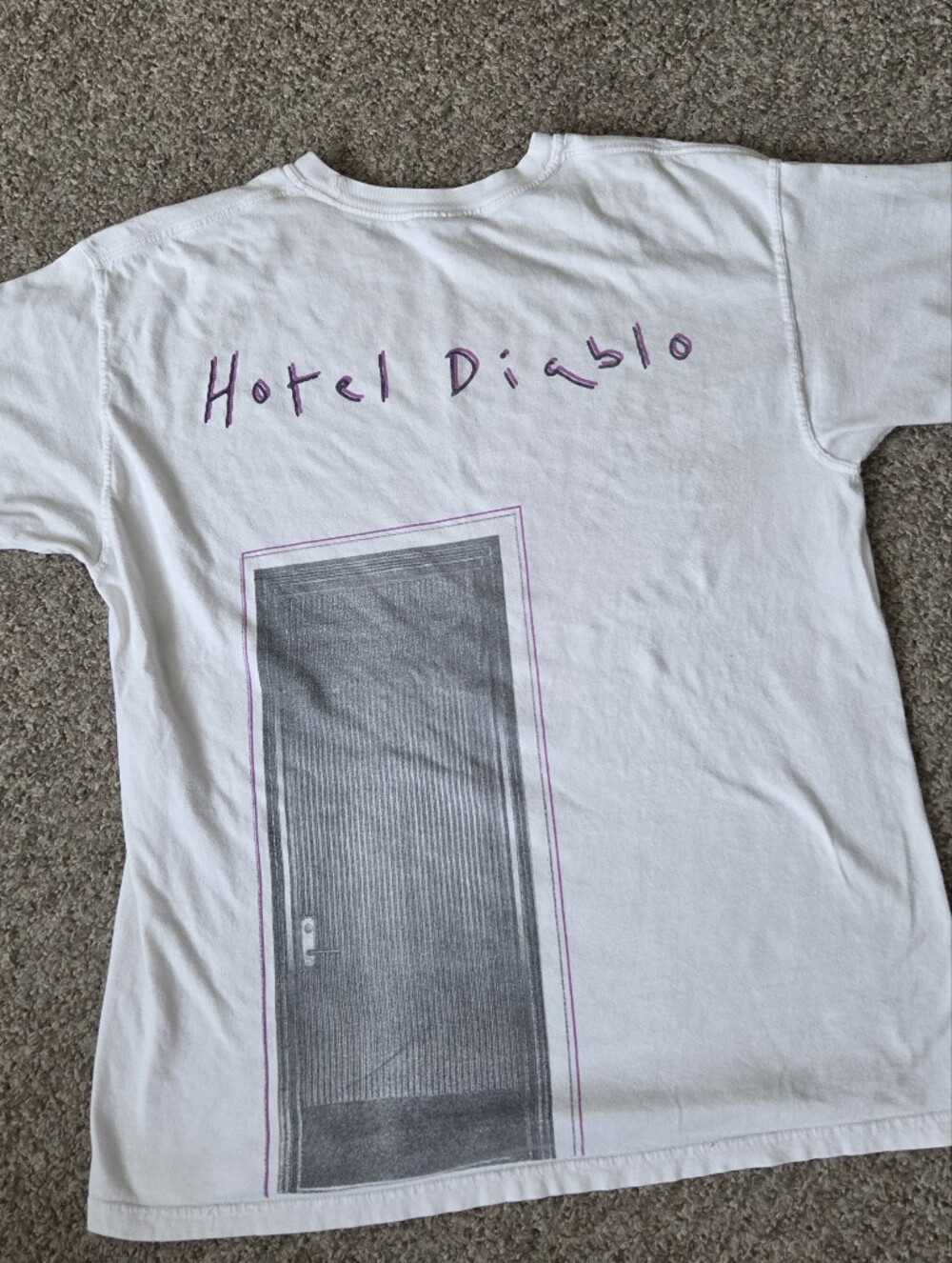 Machine‎ Gun Kelly MGK Hotel Diablo Purple Door Key Tour Short Sleeve T-Shirt L